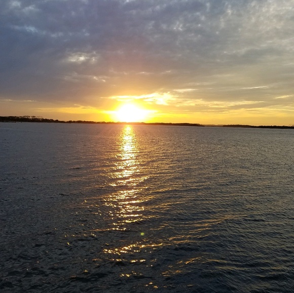 Meet your Posher, Julie - Picture 1 of 1